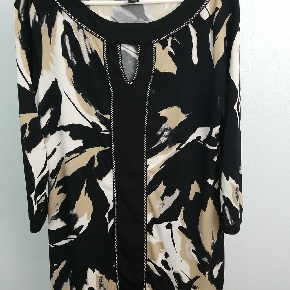 Style & co Black & Tan Shift Dress 101120-1B7